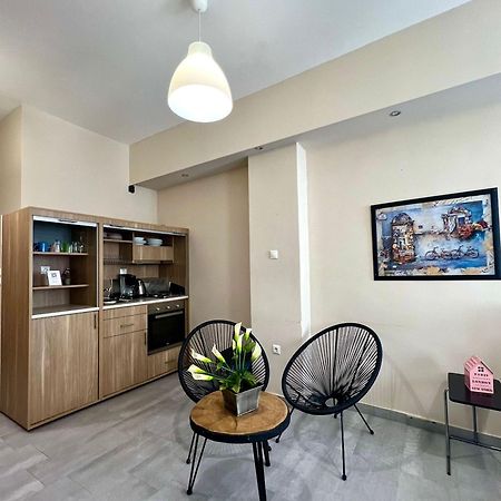 Superhost Hub #103 Plaka - Monastiraki Apartment Athena Bagian luar foto